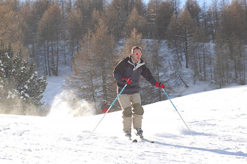 Alex Bomberg Gloucester Skiing